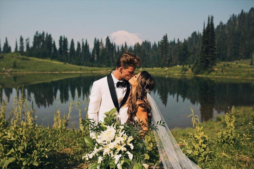 All Things Floral by Tab — wedding floral design